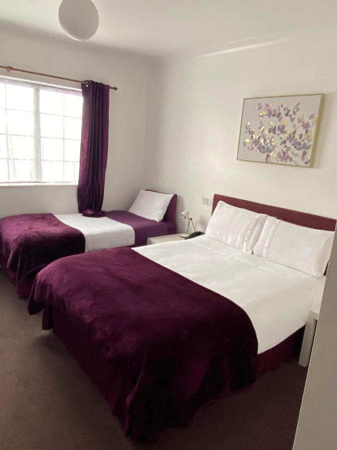 Green Acre Motel North Cornelly Ngoại thất bức ảnh